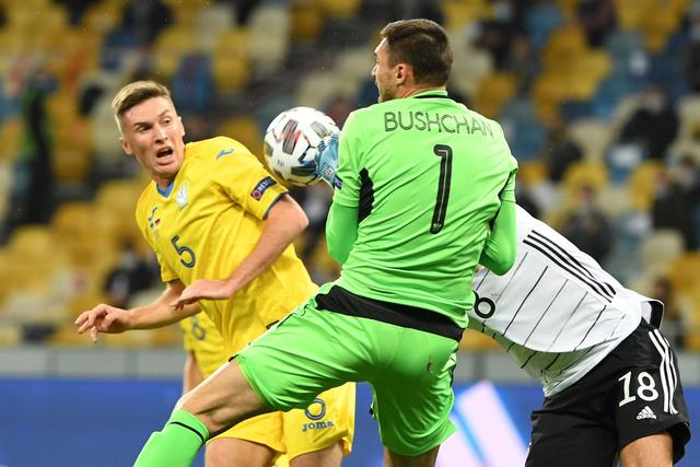 欧冠-弗拉霍维奇点射戴维破门 尤文图斯1-1里尔